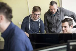 Brojka produkcija employees education